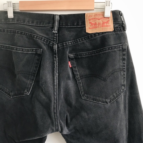Vintage | Rare Levi’s 505 Distressed Black Jeans - Picture 5 of 8
